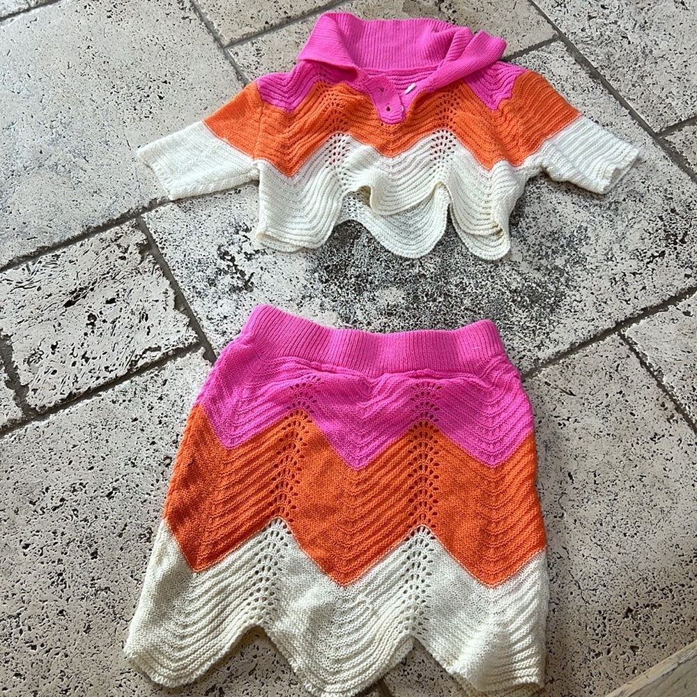 Two piece knit set